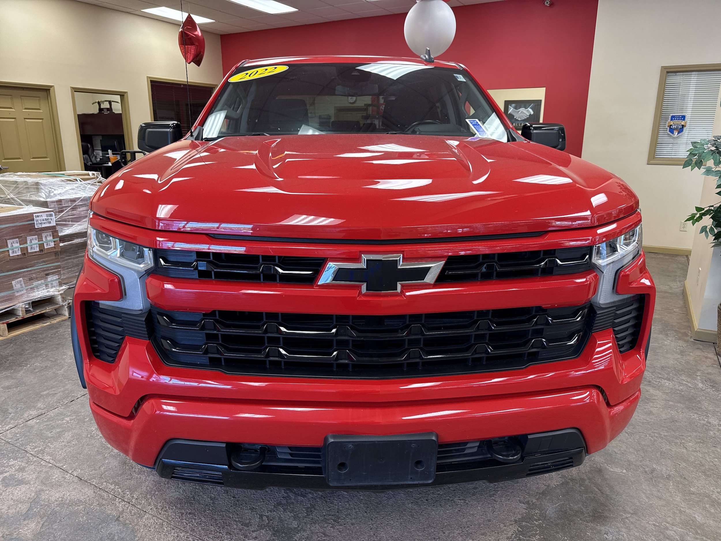 Used 2022 Chevrolet Silverado 1500 RST AWD/4WD image 2