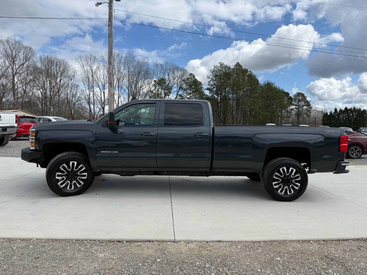 Used 2017 Chevrolet Silverado 3500 LT w/ LT Convenience Package image 7