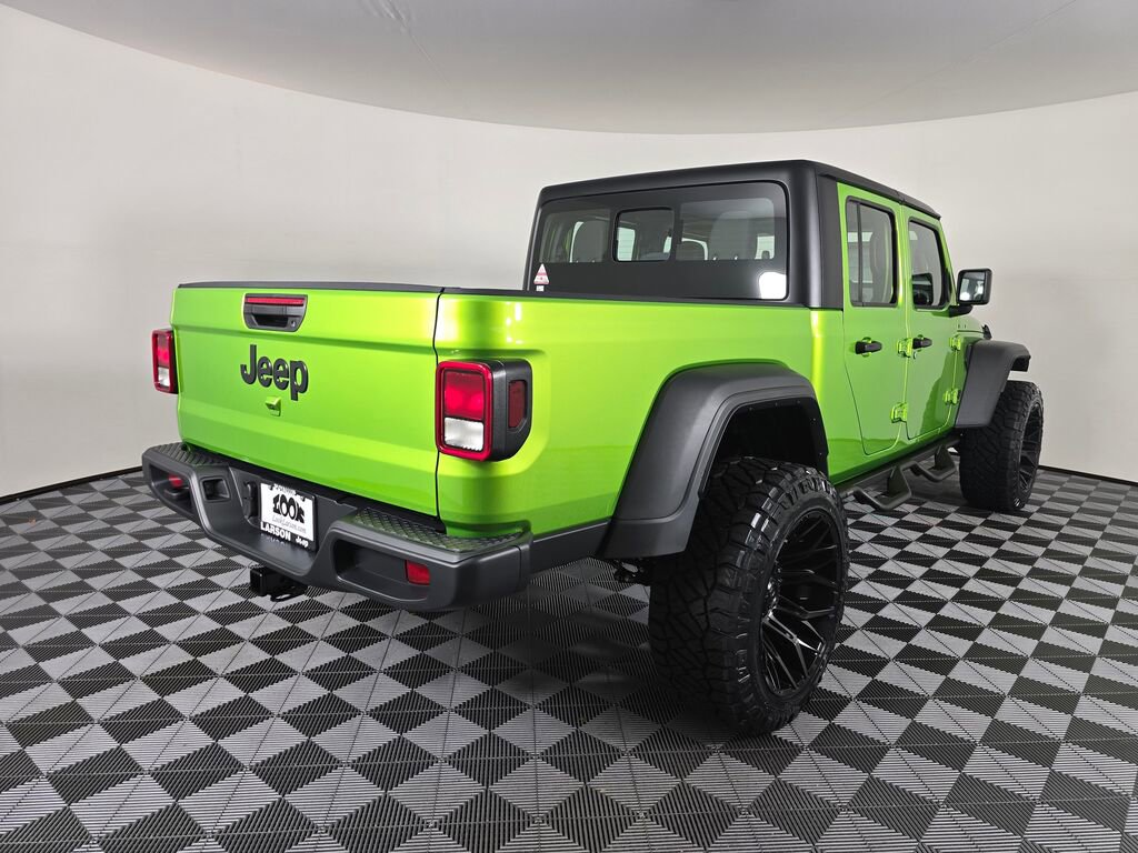 New 2025 Jeep Gladiator Sport image 5
