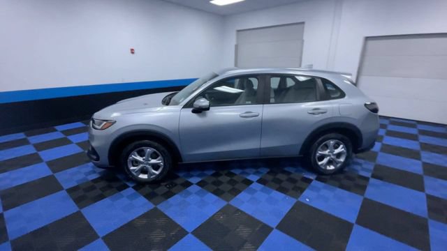 Certified 2024 Honda HR-V LX image 5