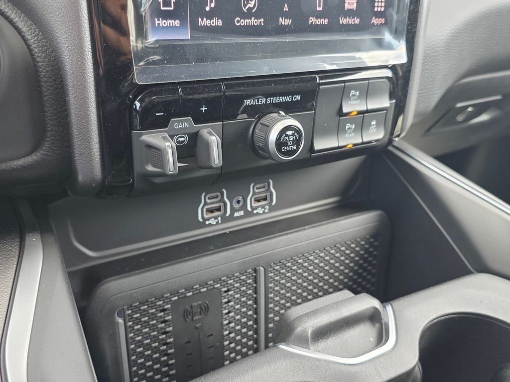New 2026 RAM 1500 Big Horn AWD/4WD image 17