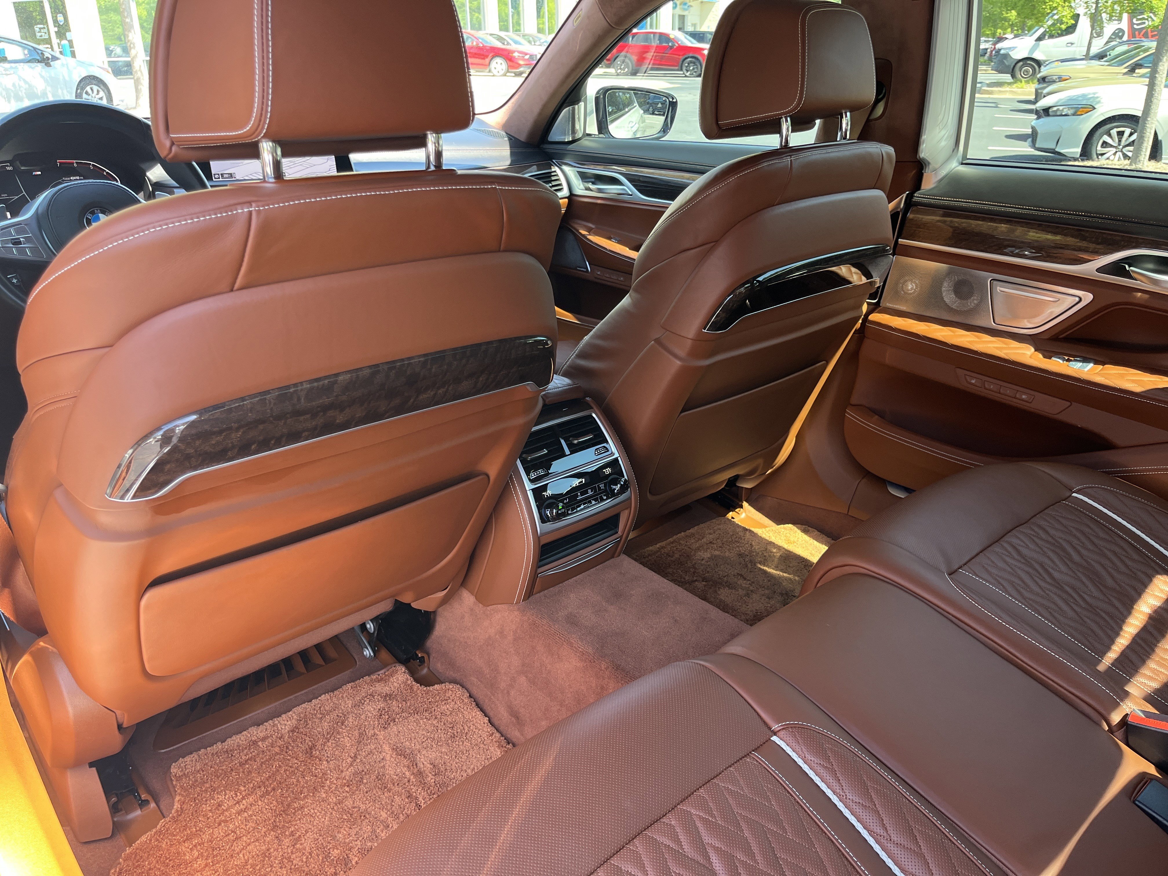 Used 2021 BMW 750i xDrive w/ Luxury Rear Seating Package AWD/4WD image 21