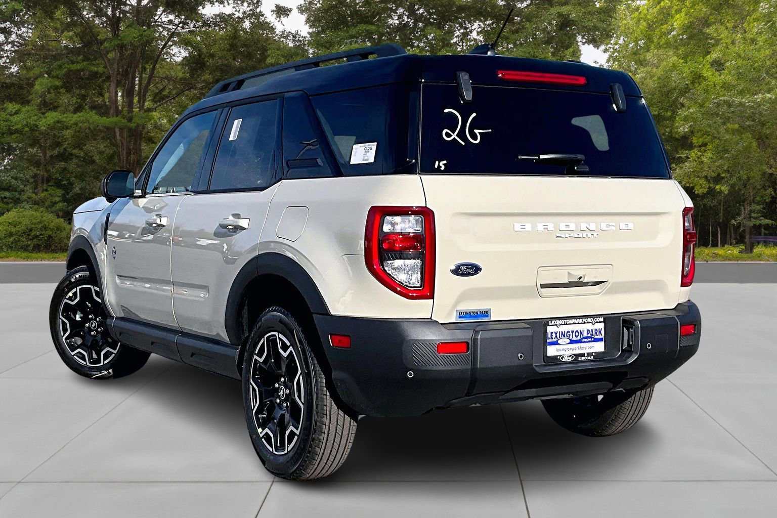 New 2025 Ford Bronco Sport Outer Banks w/ Outer Banks Tech Package+ image 3