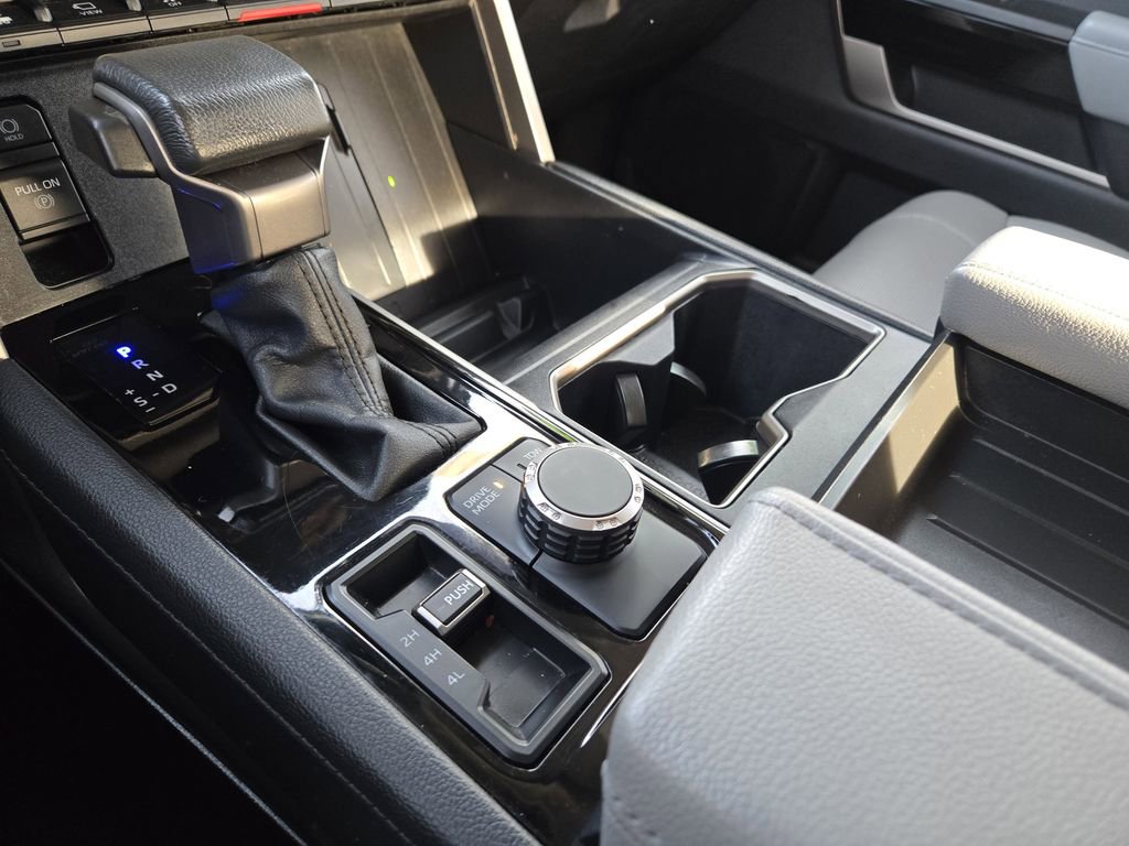 Used 2024 Toyota Tundra Limited image 22