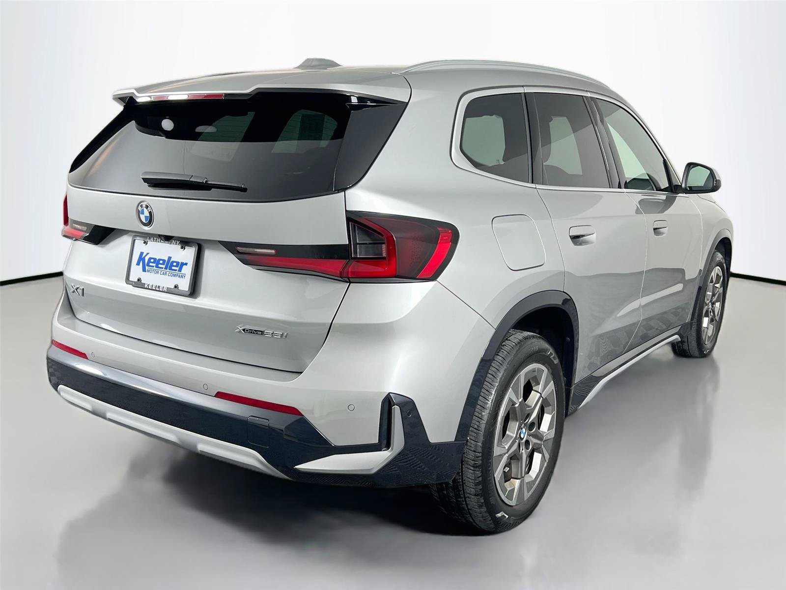 Certified 2023 BMW X1 xDrive28i w/ Convenience Package AWD/4WD image 6