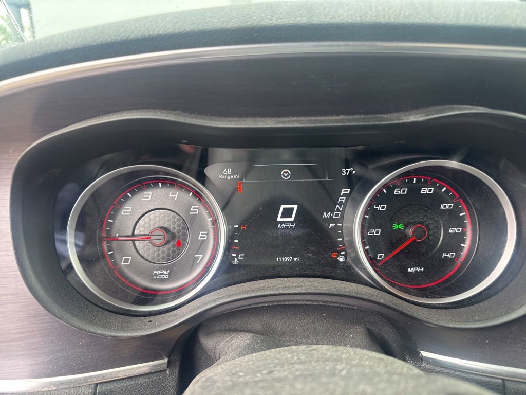 Used 2016 Dodge Charger SE w/ Power Sunroof Group AWD/4WD image 7