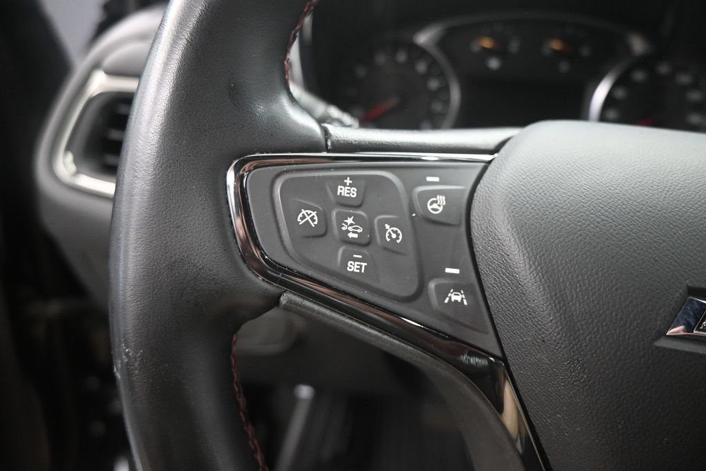 Used 2023 Chevrolet Equinox RS w/ RS Leather Package FWD image 12