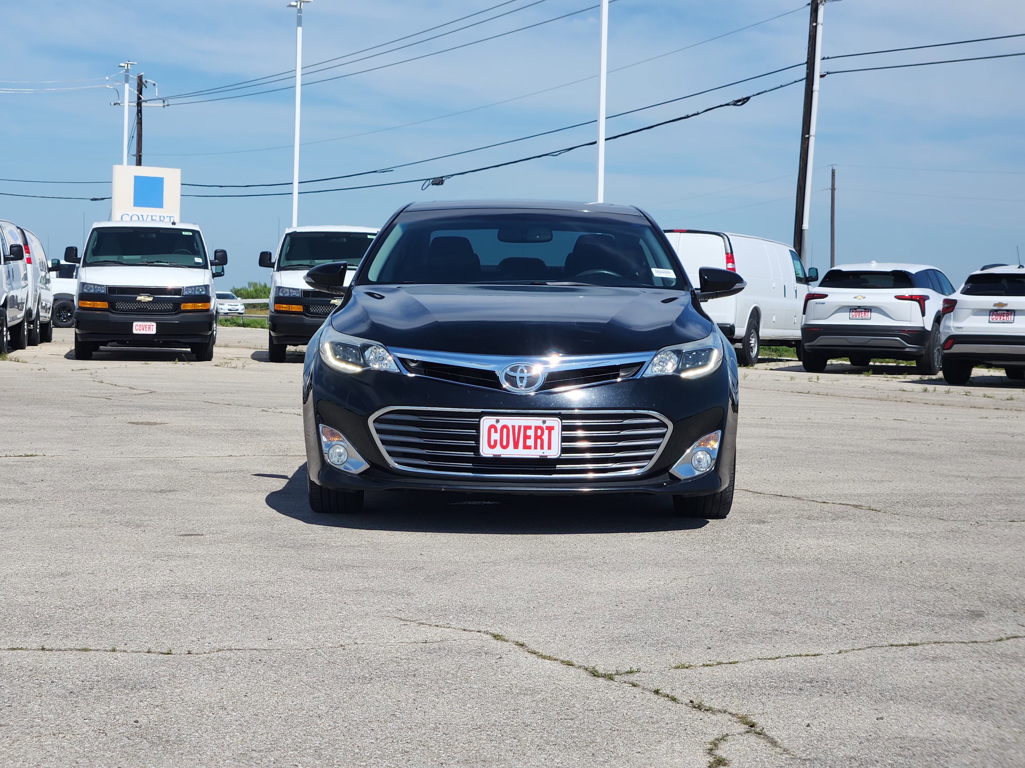 Used 2015 Toyota Avalon XLE Touring Sport Edition FWD image 2