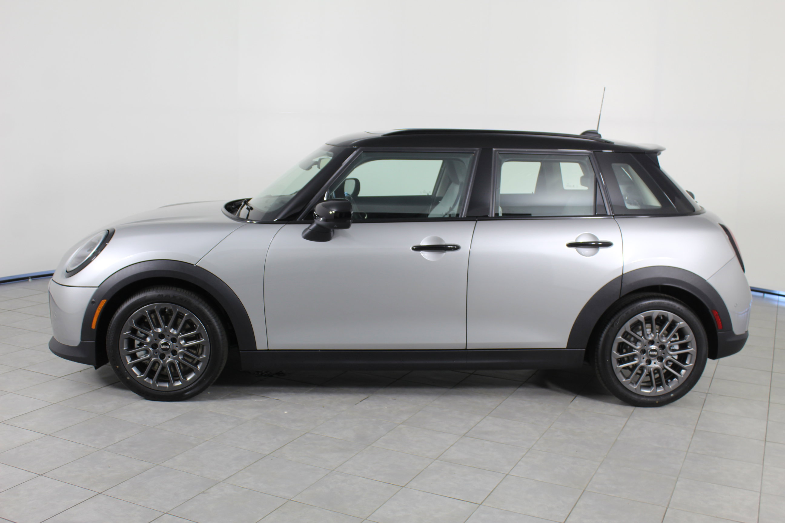 New 2025 MINI Cooper S image 5