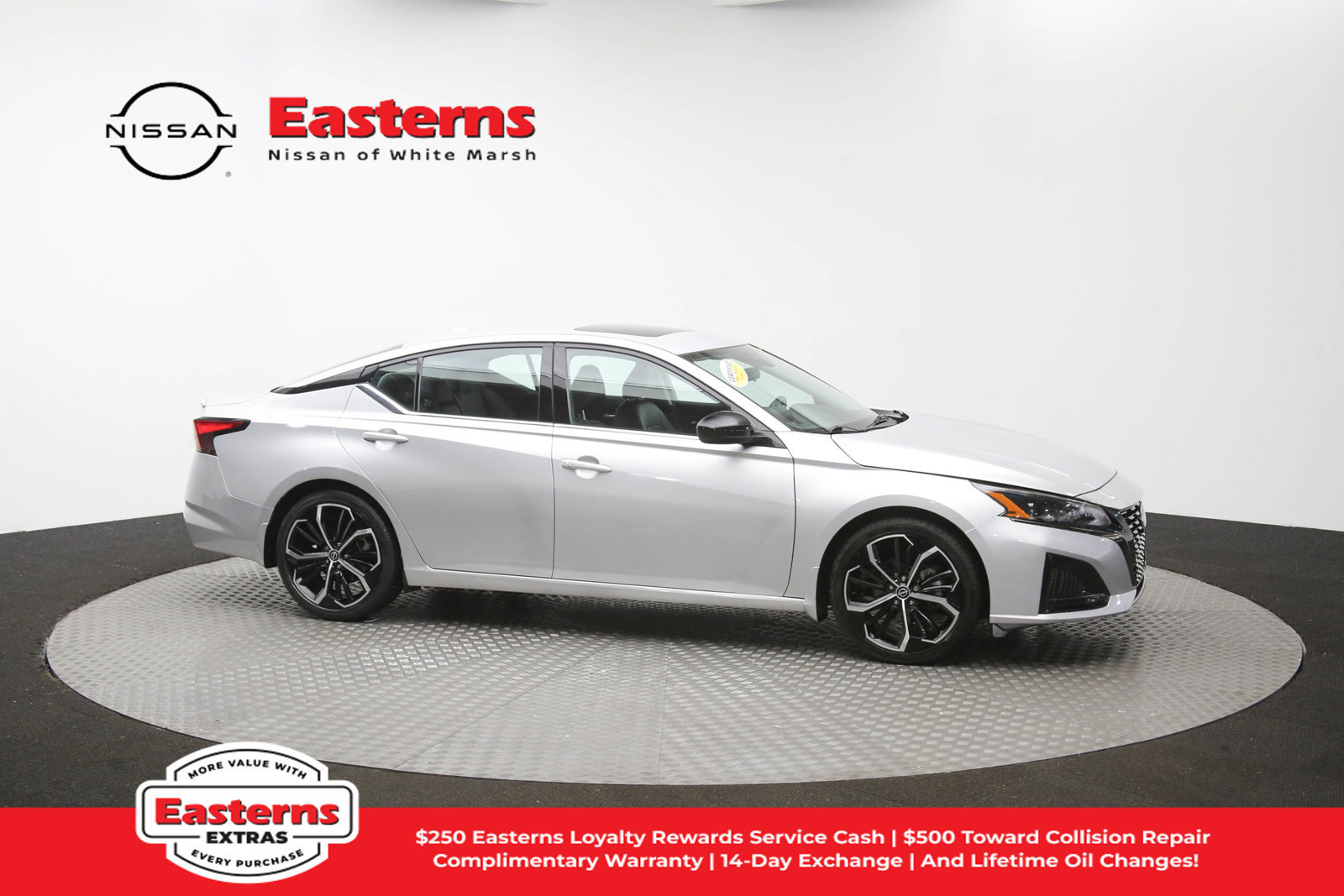 Used 2023 Nissan Altima 2.5 SR w/ SR Premium Package FWD image 45