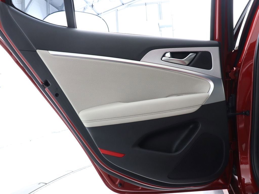 Used 2022 Genesis G70 3.3T w/ Sport Advanced Package image 44