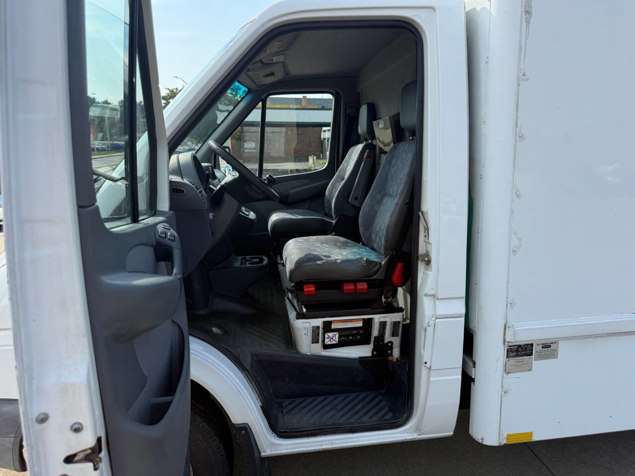 Used 2006 Dodge Sprinter 3500 w/ PWR Convenience Group image 8