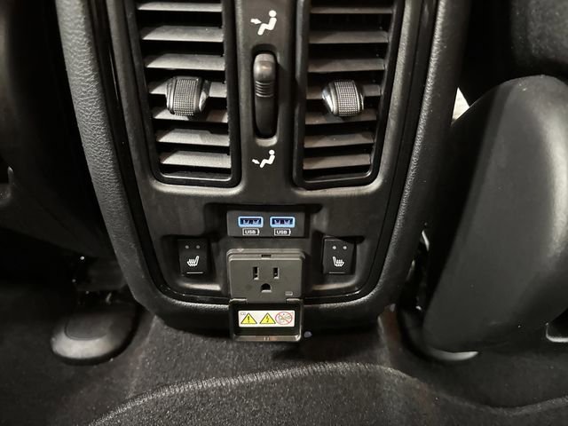 Used 2025 Dodge Durango R/T image 37