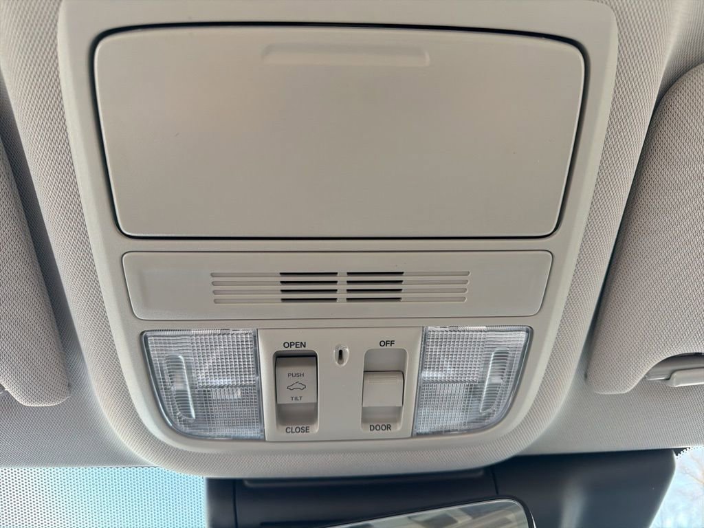 Used 2021 Honda Accord EX-L image 23