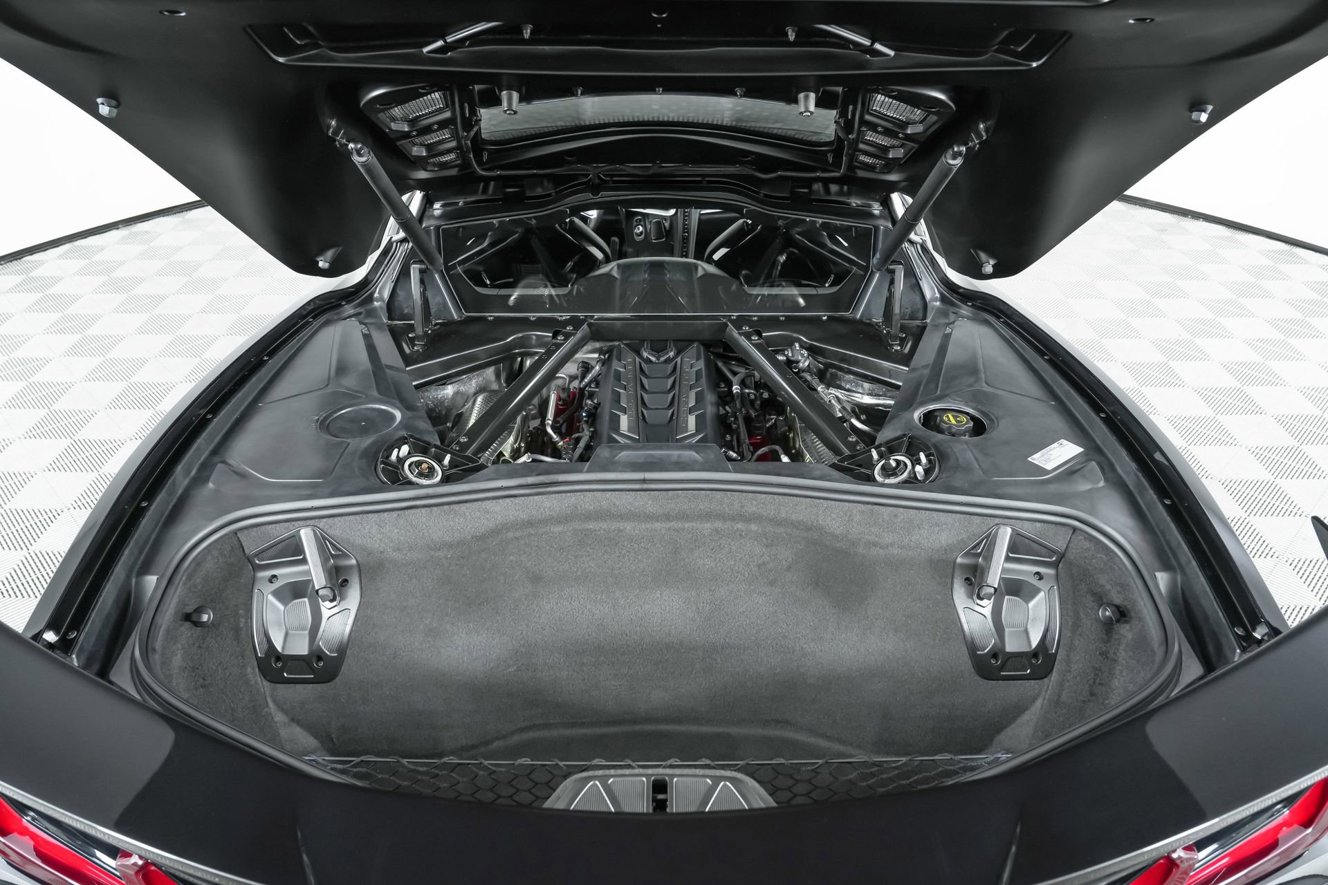 Used 2025 Chevrolet Corvette Stingray Preferred Cpe w/ Z51 Performance Package RWD image 88