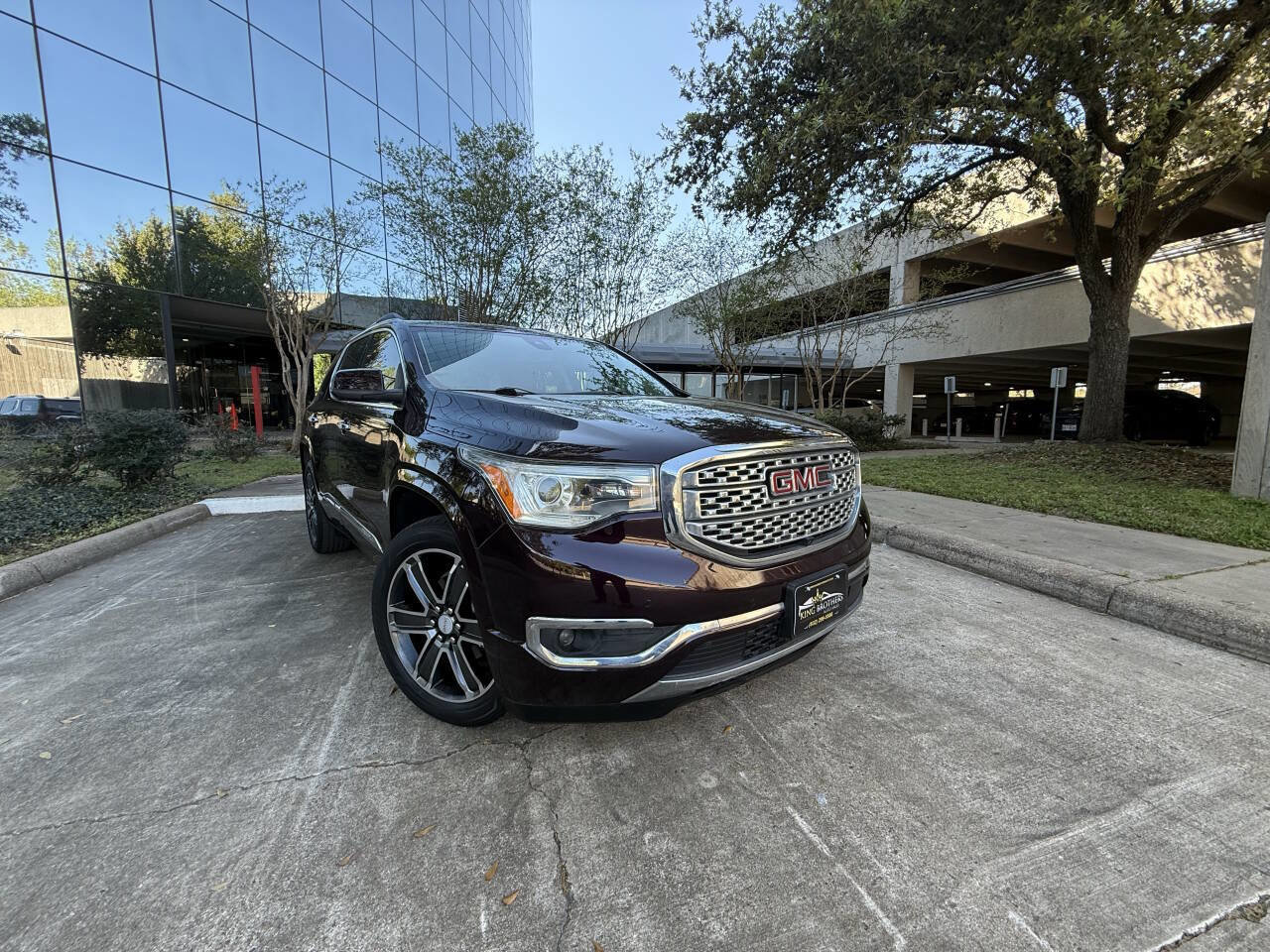 Used 2017 GMC Acadia Denali w/ Technology Package image 10