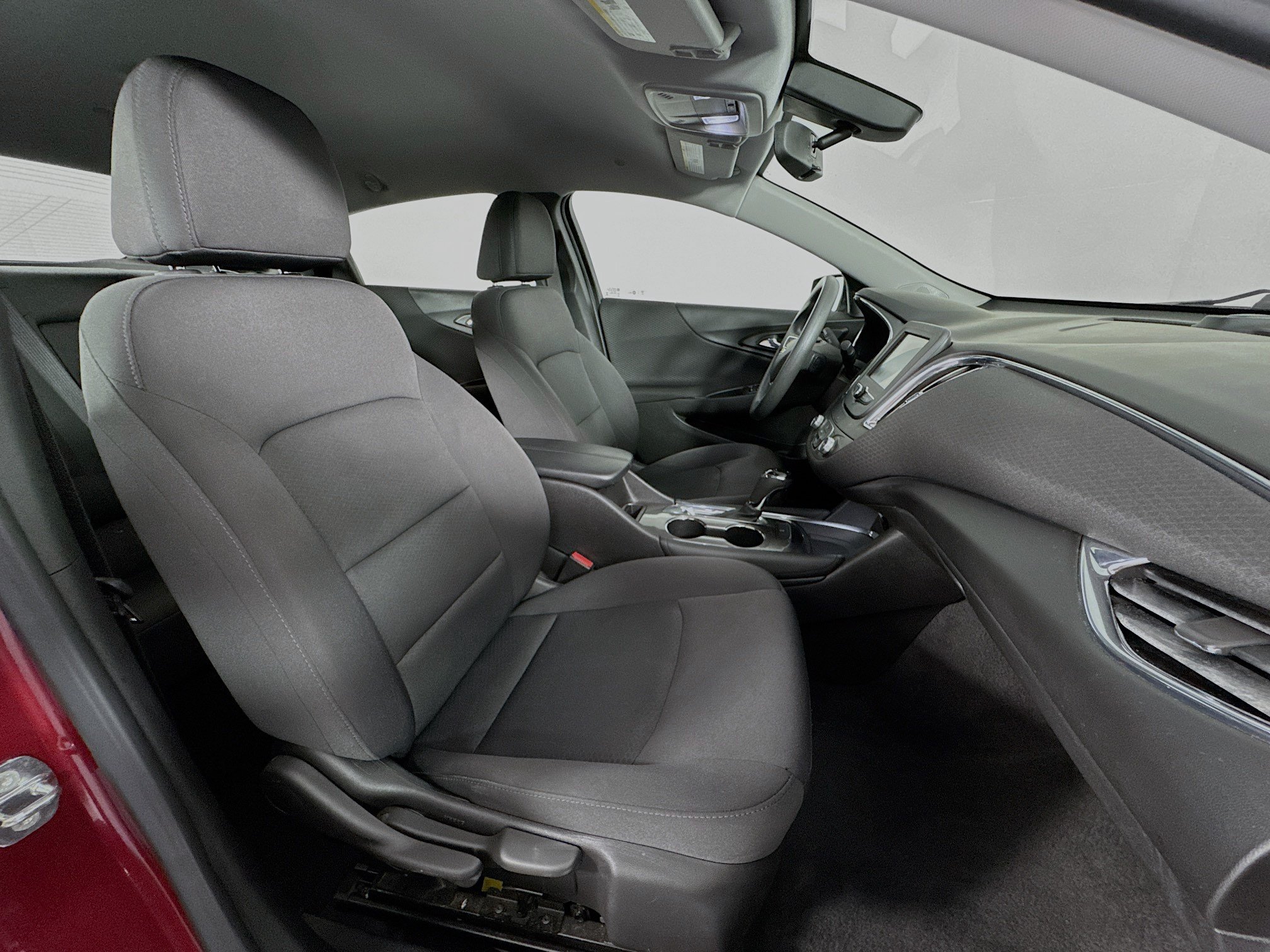 Used 2017 Chevrolet Malibu LT FWD image 25