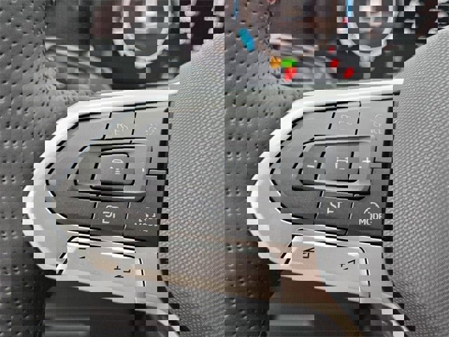 New 2026 Volkswagen Tiguan SE R-Line image 25