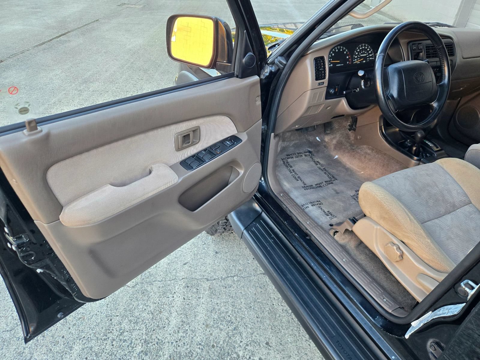 Used 1997 Toyota 4Runner SR5 AWD/4WD image 10