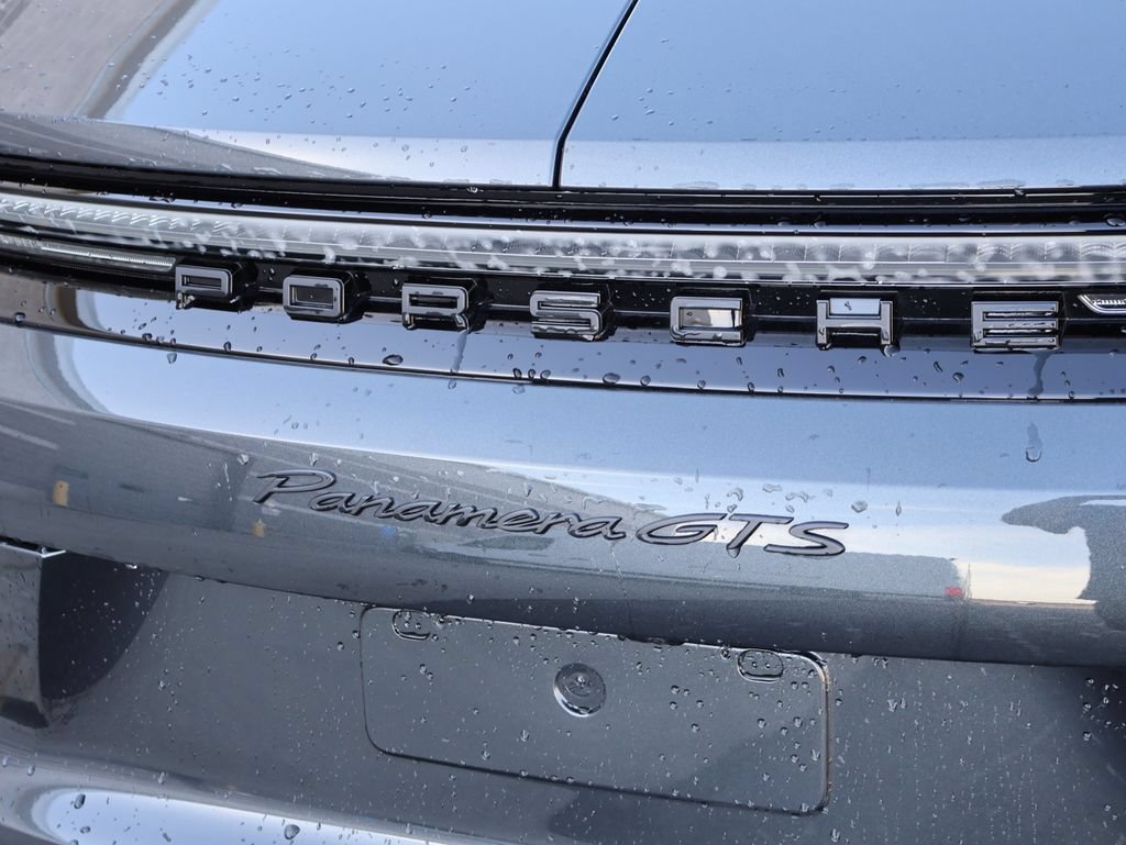 Certified 2025 Porsche Panamera GTS AWD/4WD image 8