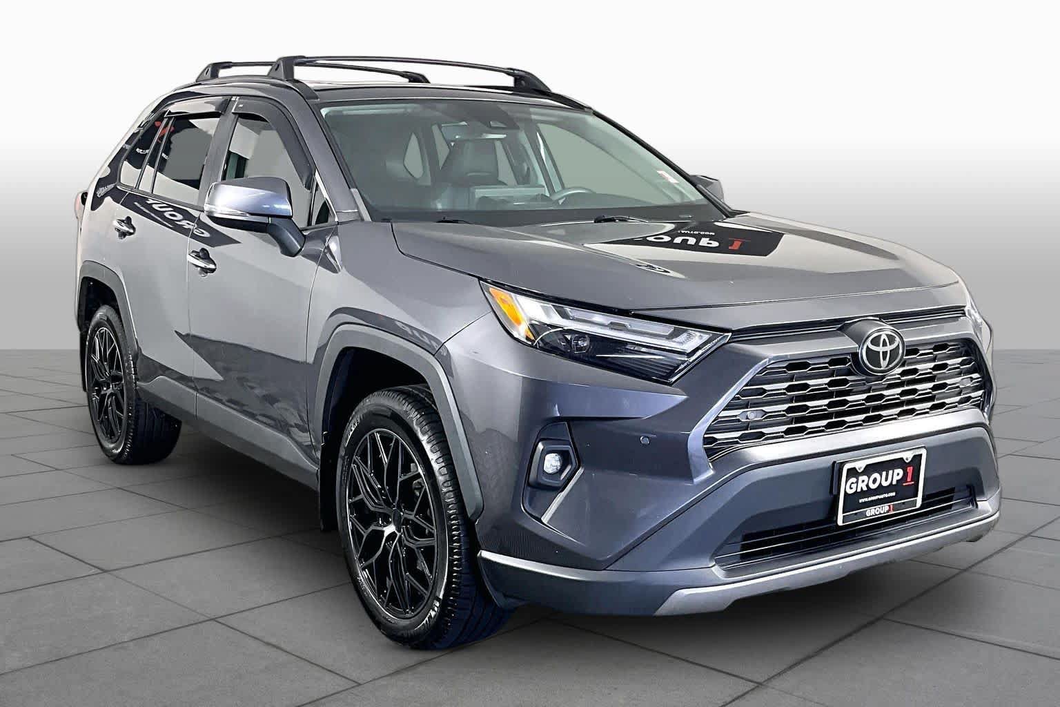 Used 2023 Toyota RAV4 Limited FWD image 3