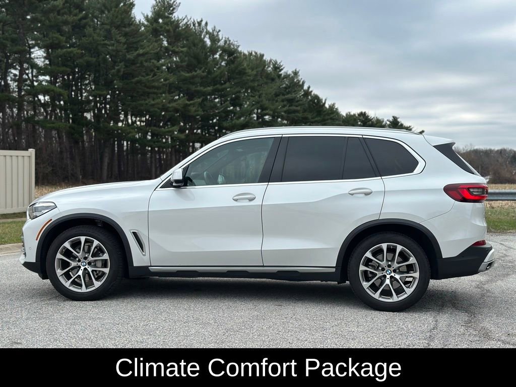Used 2022 BMW X5 xDrive40i w/ Premium Package AWD/4WD image 4