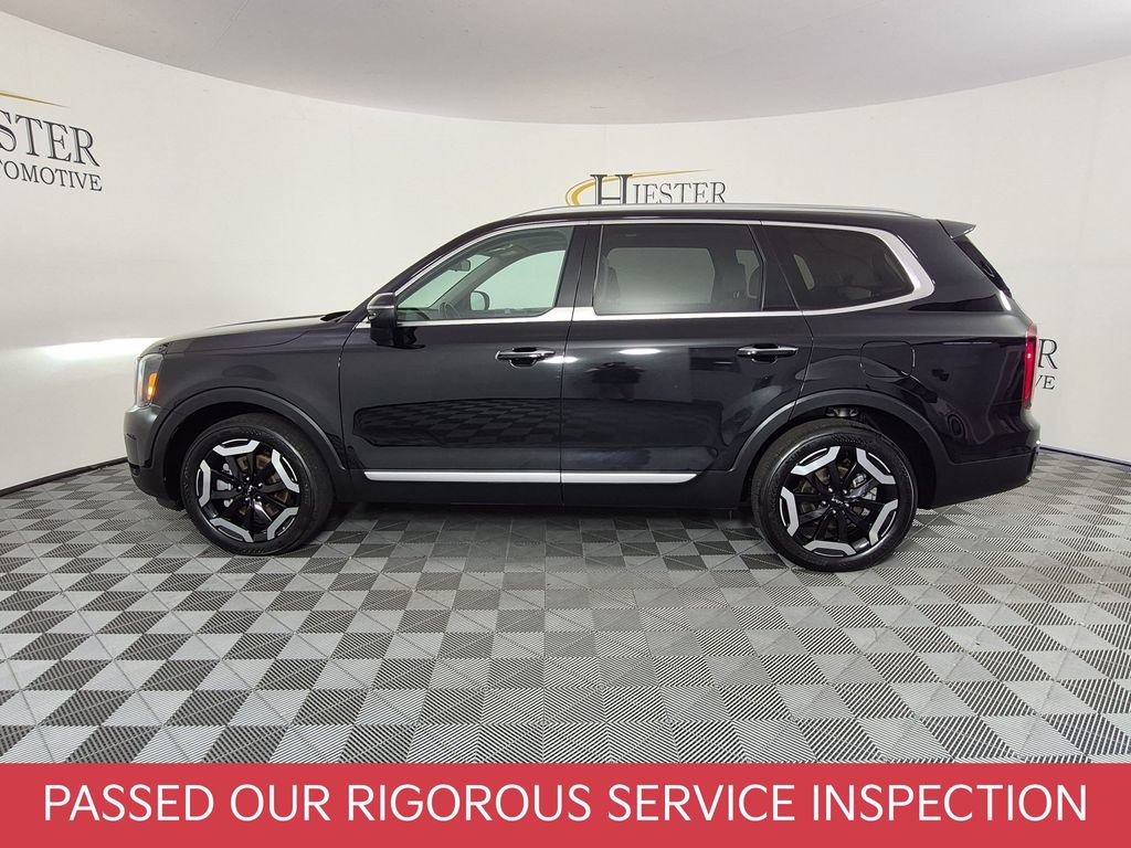 Used 2025 Kia Telluride S FWD image 7