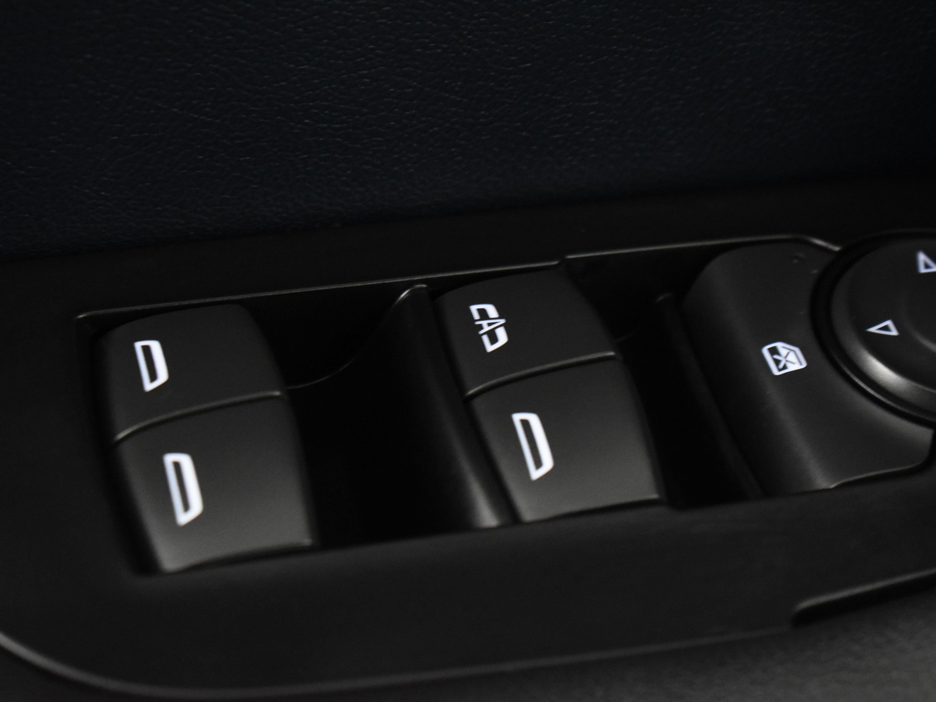 Used 2023 Chevrolet Blazer RS image 30