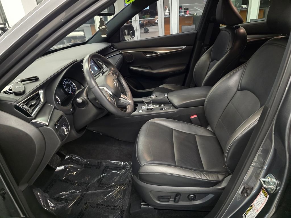 Used 2022 INFINITI QX50 Luxe w/ Appearance Package image 16