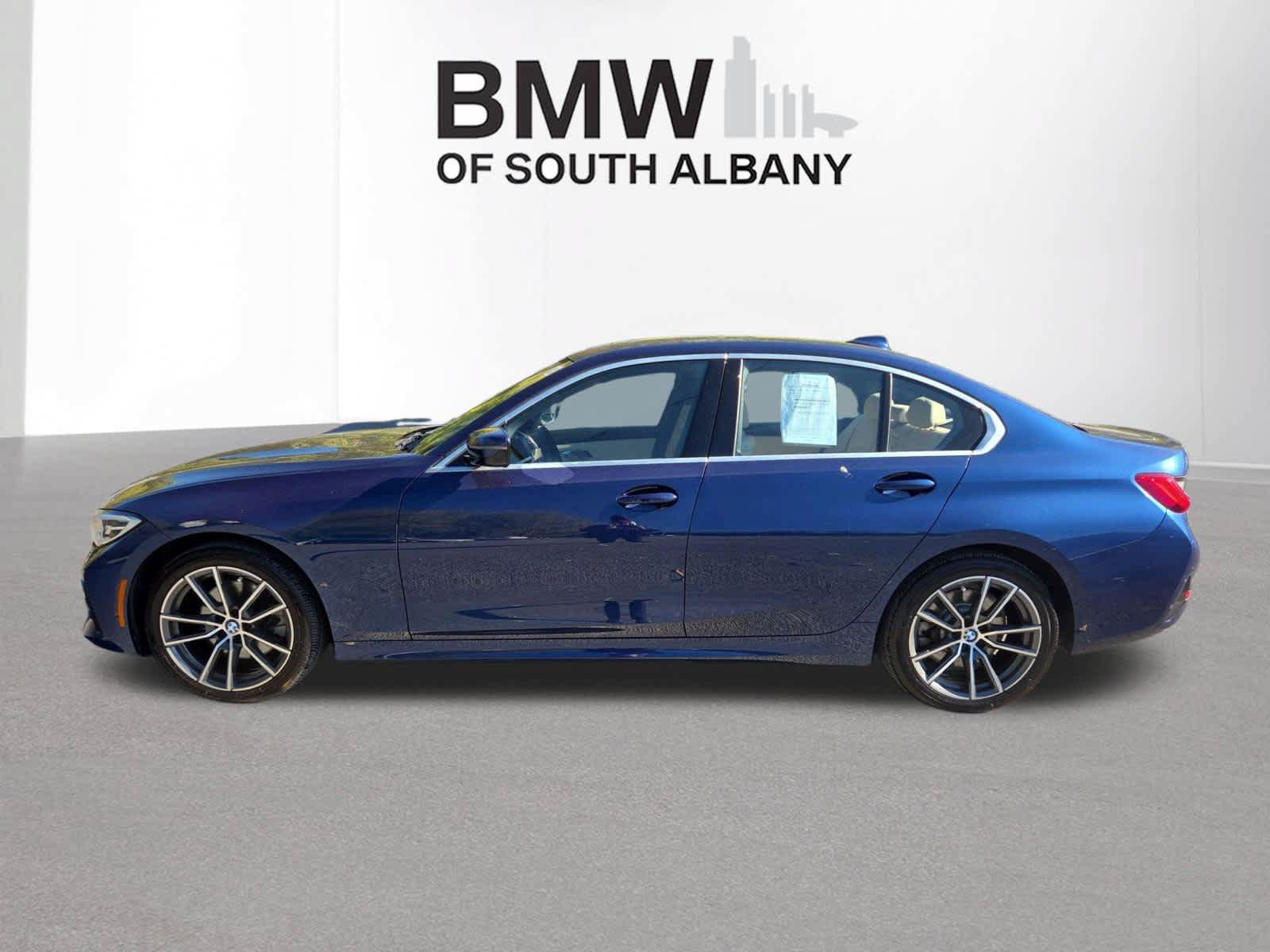 Used 2020 BMW 330i xDrive Sedan w/ Convenience Package AWD/4WD image 2