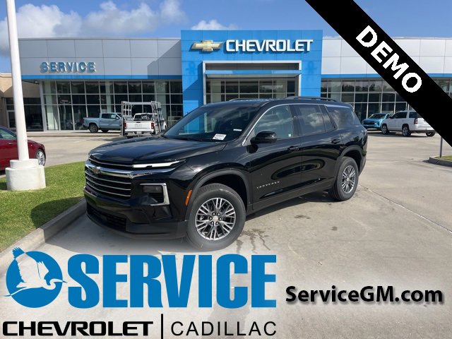 New 2025 Chevrolet Traverse LT w/ Driver Confidence Package