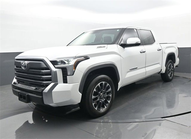 Used 2025 Toyota Tundra Limited image 22