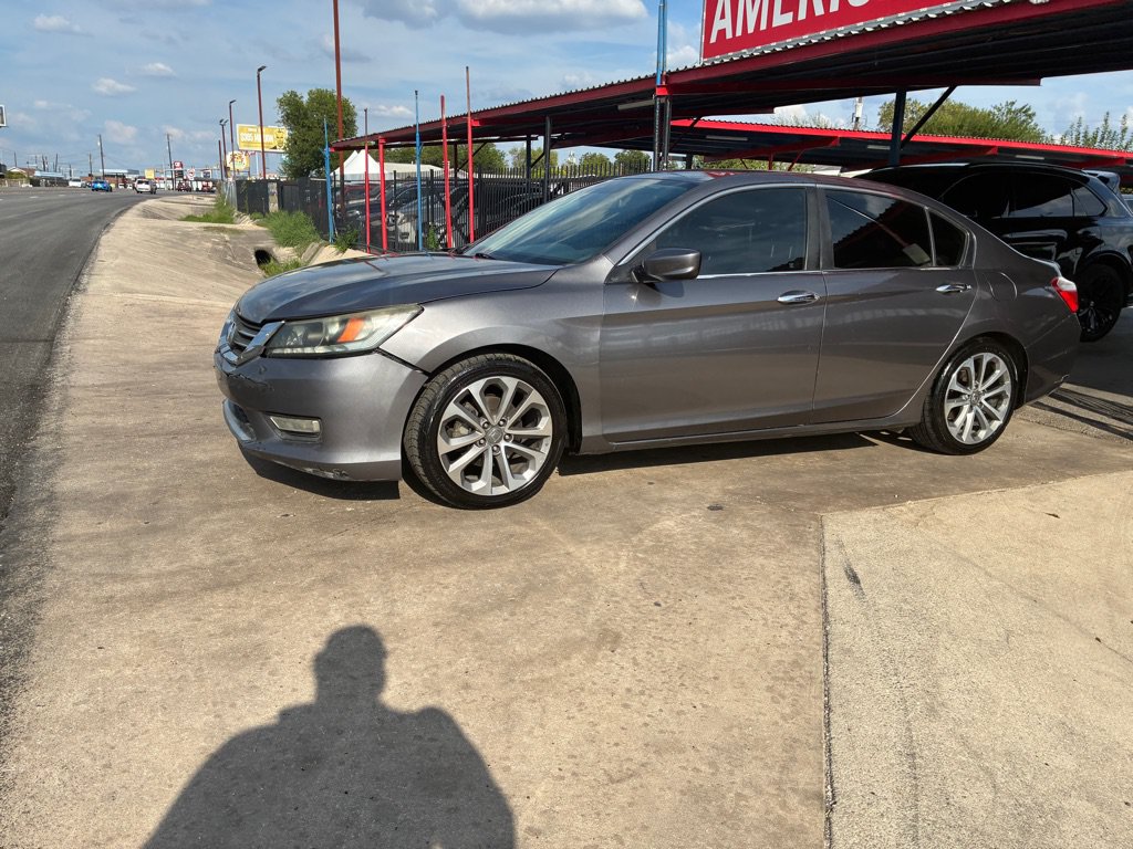 Used 2013 Honda Accord Sport image 5