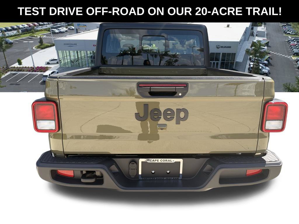 New 2026 Jeep Gladiator Sport AWD/4WD image 5