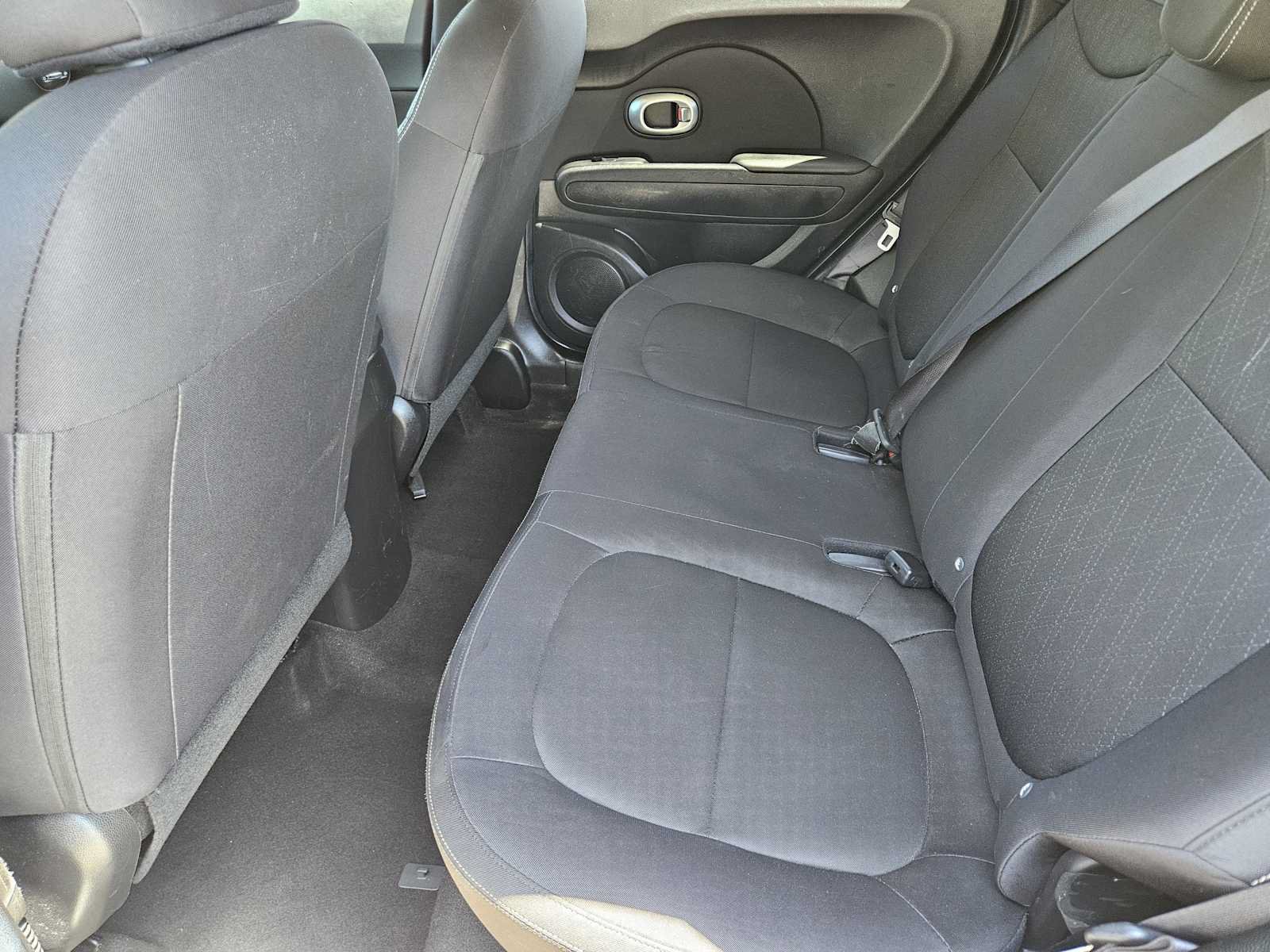Used 2016 Kia Soul FWD image 27