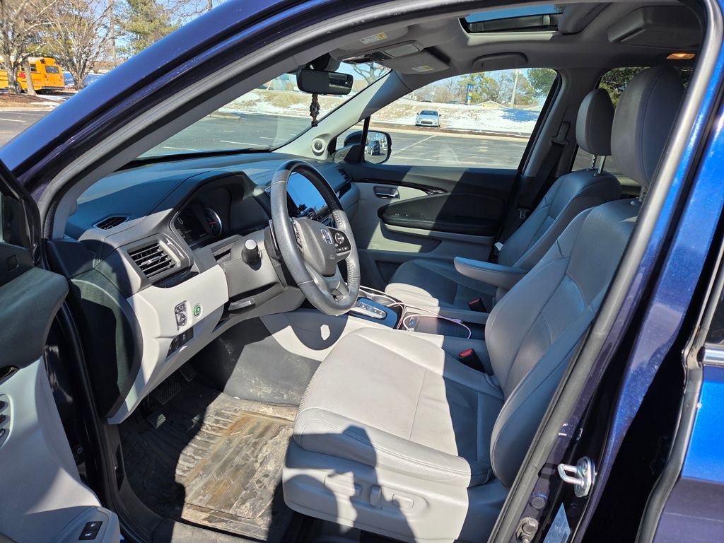 Used 2022 Honda Pilot Elite image 5