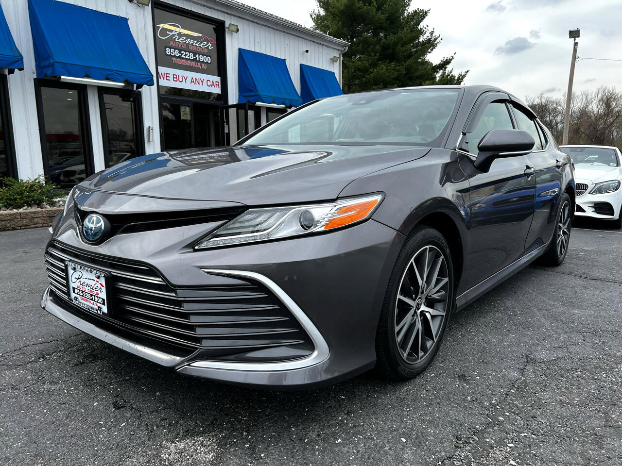 Used 2023 Toyota Camry XLE image 1