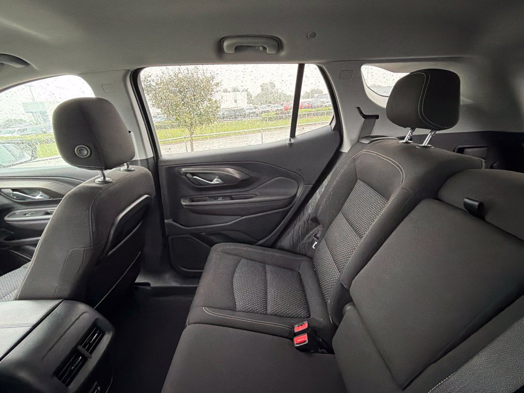 Used 2022 GMC Terrain SLE w/ Driver Convenience Package FWD image 36