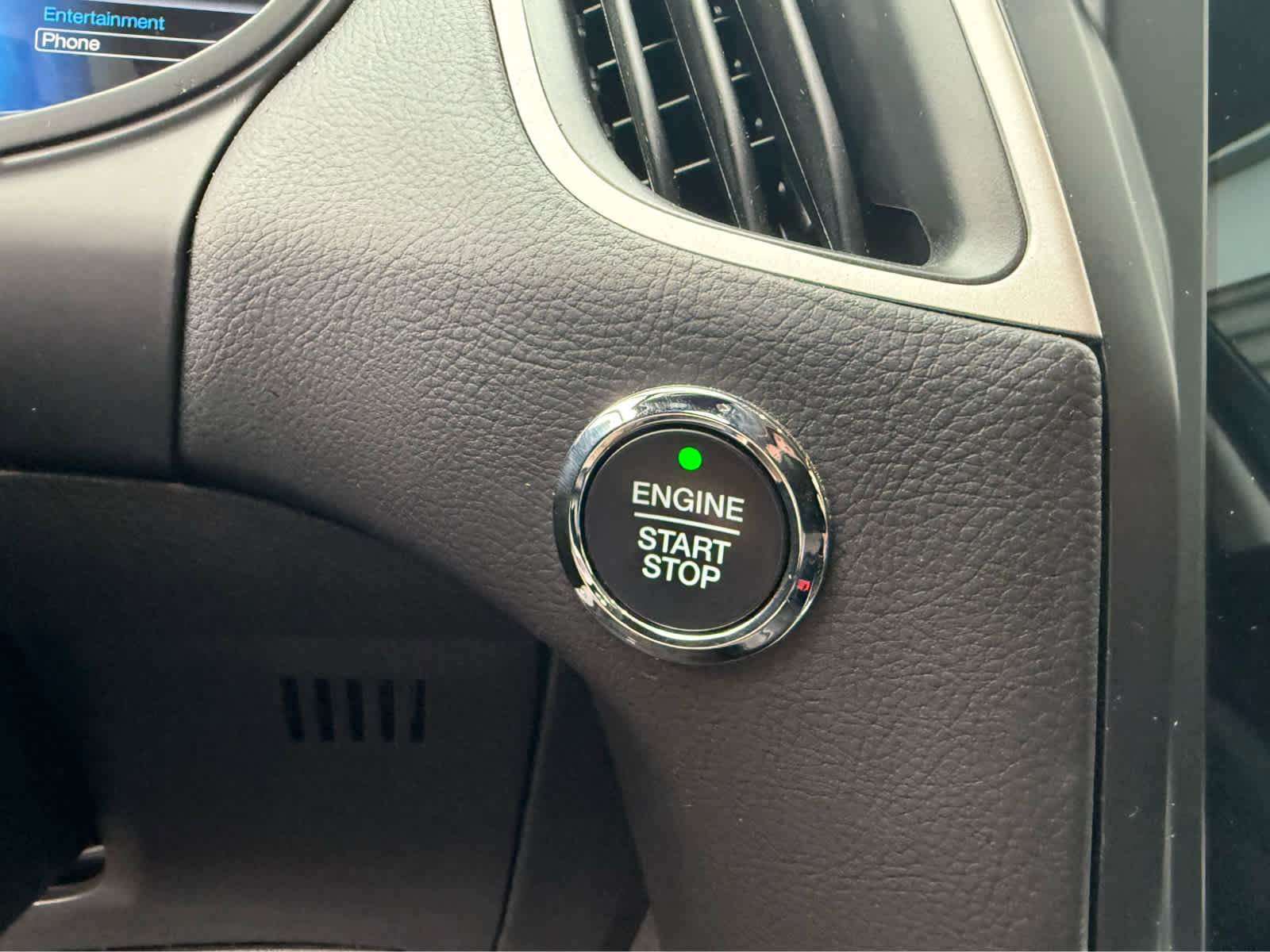 Used 2024 Ford Edge SEL image 12