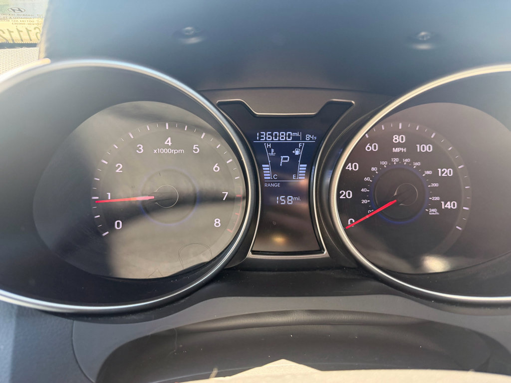 Used 2017 Hyundai Veloster Value Edition FWD image 9