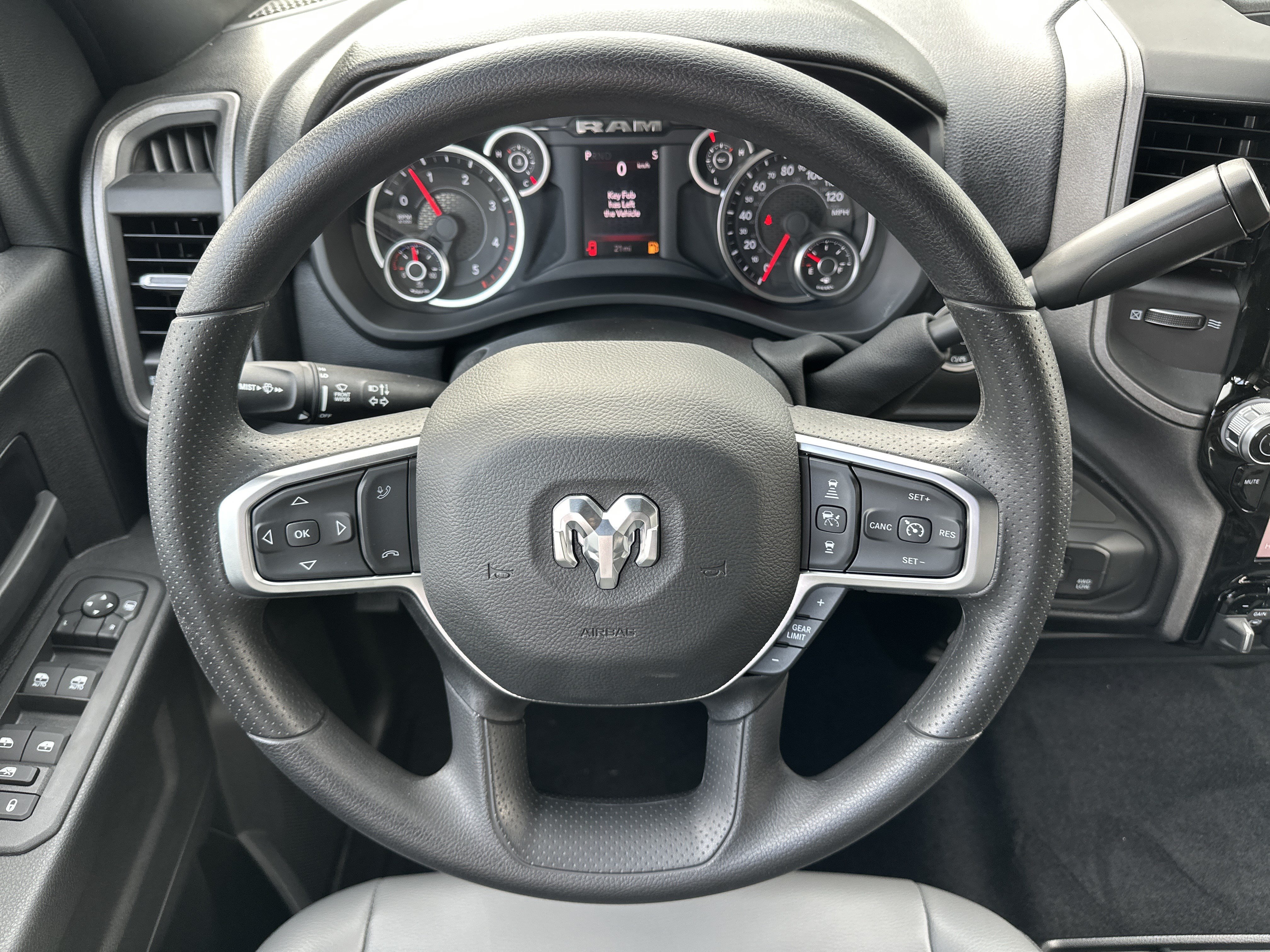 New 2026 RAM 2500 Tradesman AWD/4WD image 23