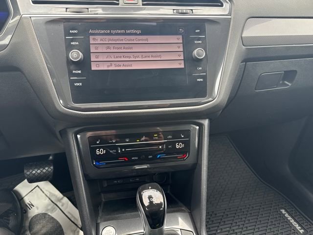 Certified 2023 Volkswagen Tiguan SE w/ Panoramic Sunroof Package image 23