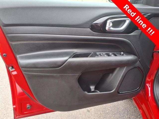 Certified 2022 Jeep Compass Limited image 8