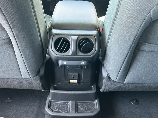 Used 2025 Jeep Wrangler Unlimited Sahara w/ Safety Group image 31