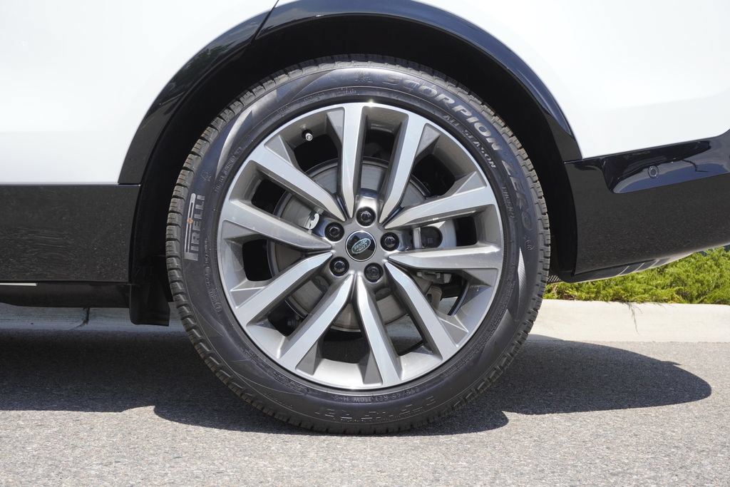 New 2026 Land Rover Discovery Dynamic SE AWD/4WD image 33