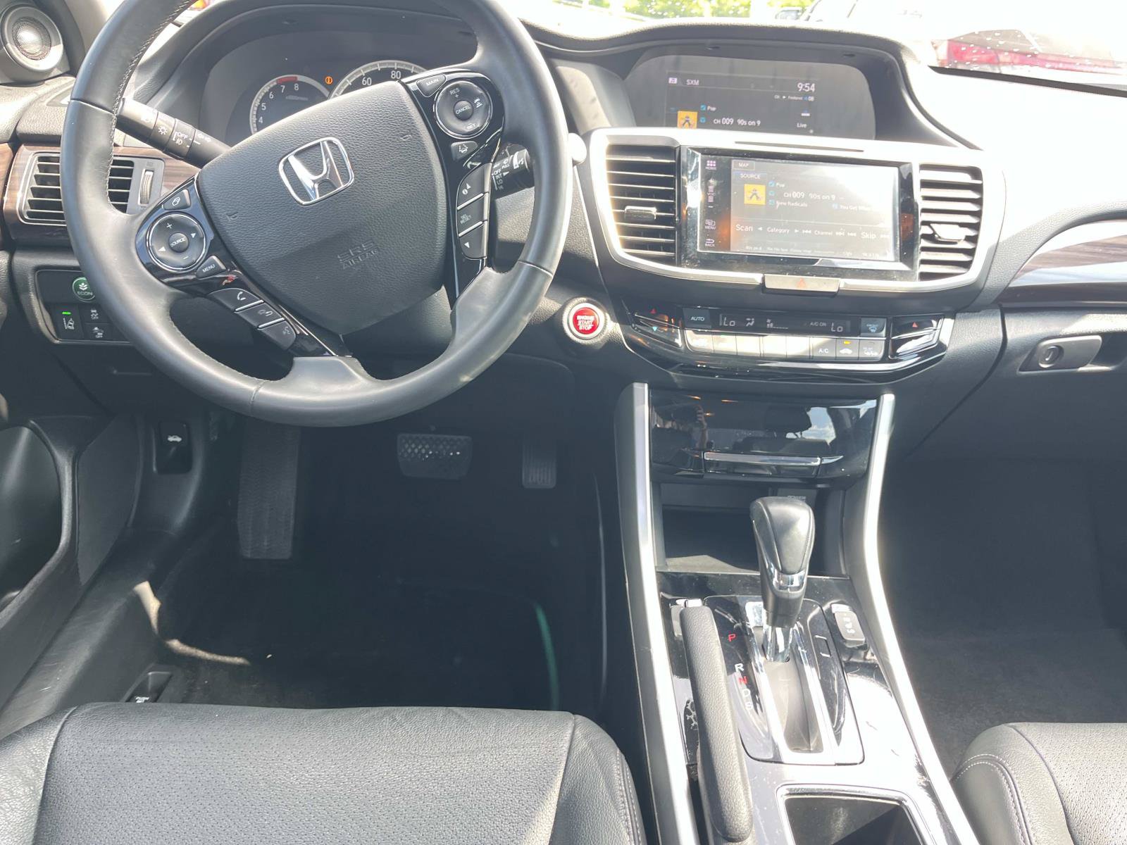Used 2016 Honda Accord EX-L image 13