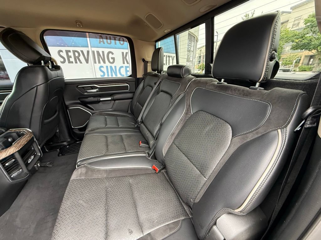 Used 2019 RAM 1500 Laramie RWD image 28