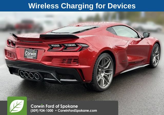 Used 2025 Chevrolet Corvette Z06 RWD image 13