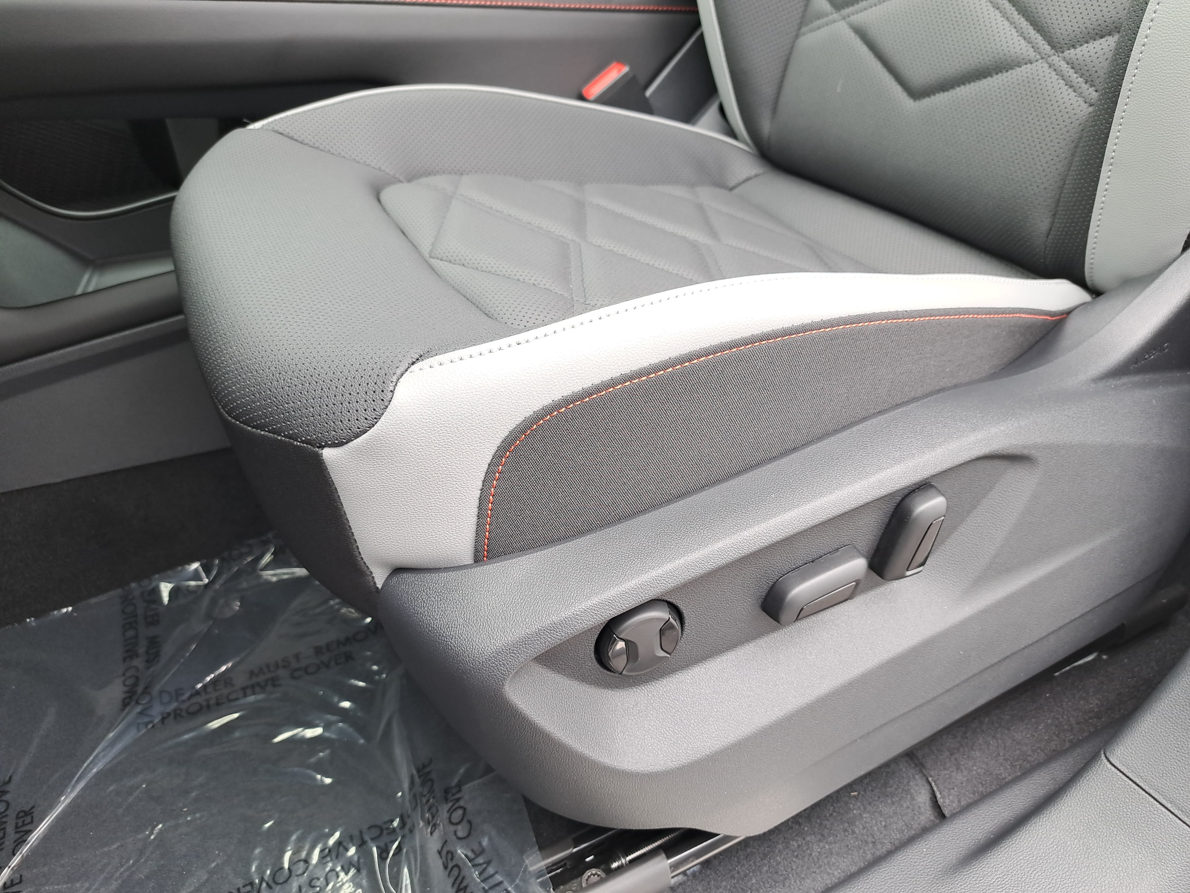 New 2026 Volkswagen Atlas Peak Edition AWD/4WD image 28
