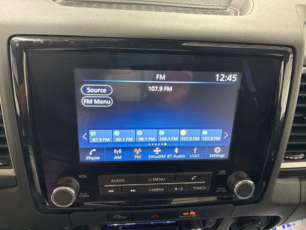 Used 2024 Nissan Frontier SL w/ Technology Package image 17